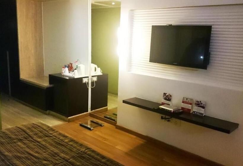 Номер Комфорт, Ramada By Wyndham Navi Mumbai