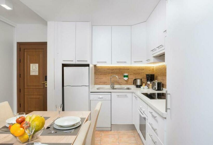 Апартаменты 2 Спальни, Royal Sunset Beach Club