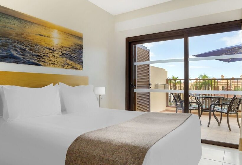 Escritório Estándar, Royal Sunset Beach Club