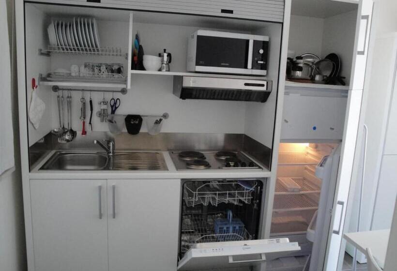 Апартаменты 2 Спальни Вид на Море, Residence La Nave
