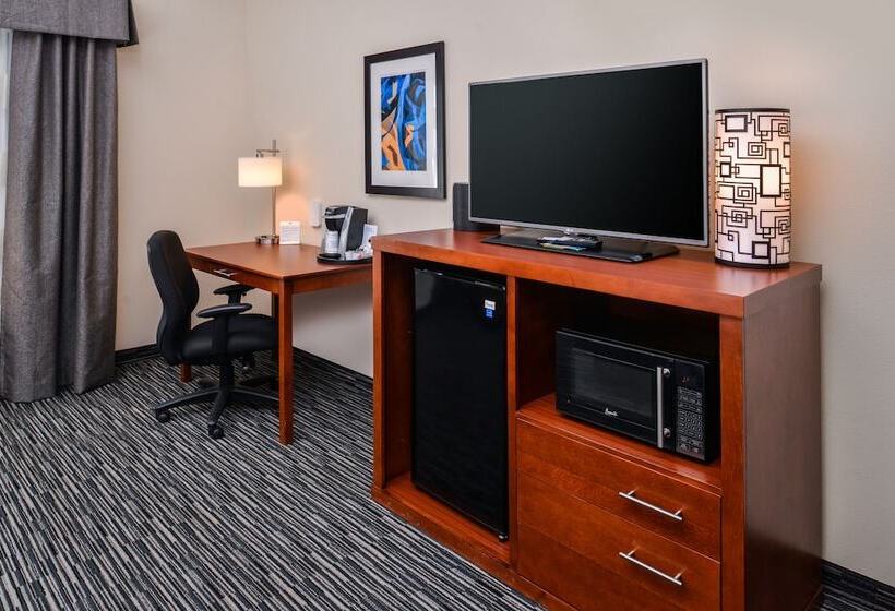 장애인을 위한 스위트, Holiday Inn Express Hotel & Suites York, An Ihg