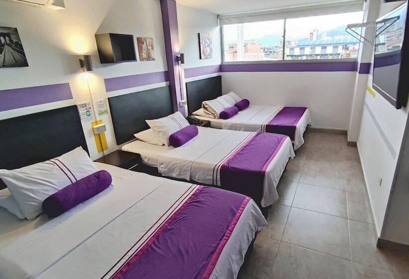 이코노이 4인룸, Econotel Colours Cali