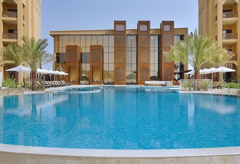 Номер Клуб Вид на Море, Doubletree By Hilton Resort & Spa Marjan Island
