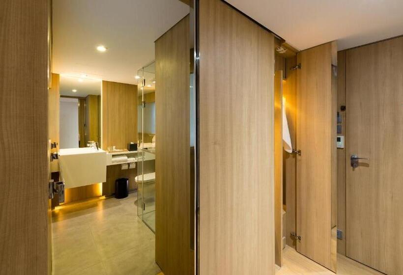 اتاق سوپریور, Ad Lib Hotel Bangkok