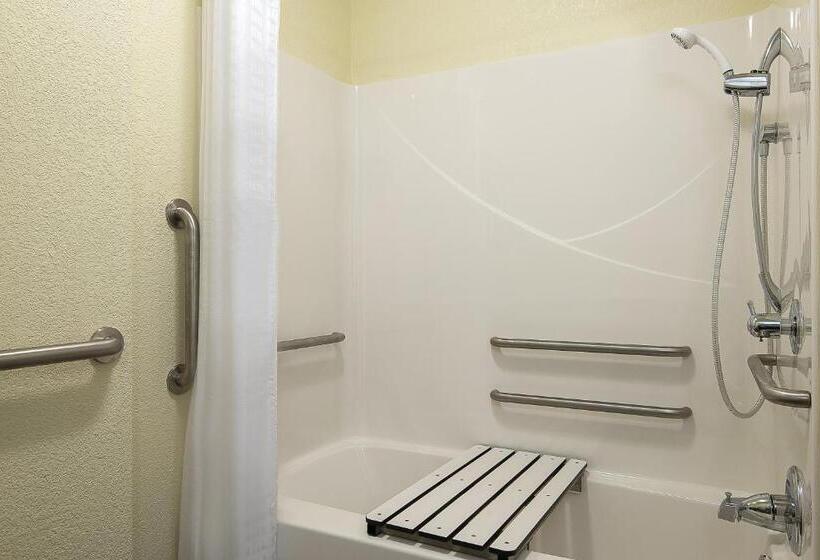 Suíte para Deficientes Físicos, Candlewood Suites Bloomington, An Ihg