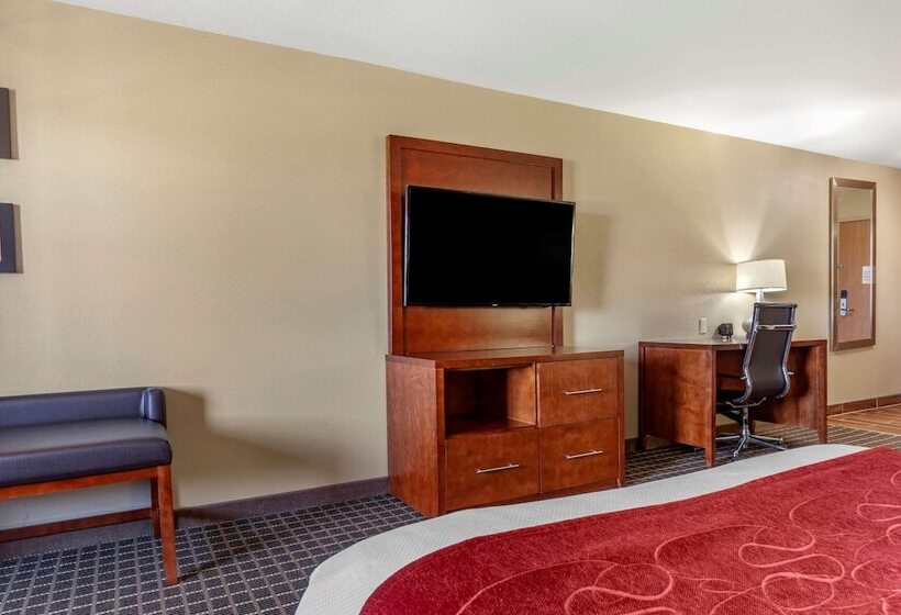 Люкс, Comfort Suites Delavan  Lake Geneva Area