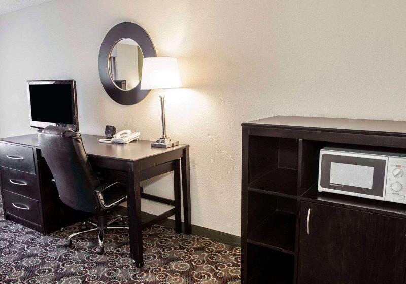 Люкс Кровать Кинг, Comfort Suites West Indianapolis  Brownsburg