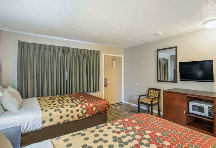 Номер Стандарт, Econo Lodge Inn & Suites