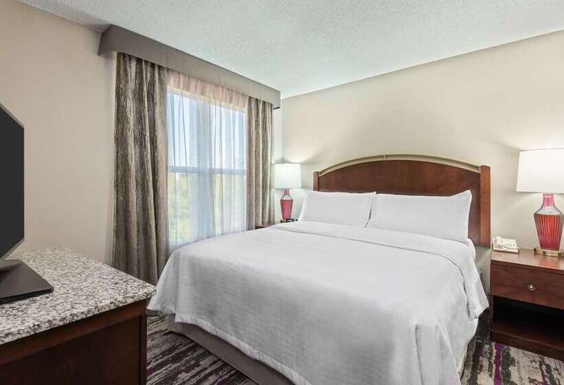 스위트, Embassy Suites Springfield