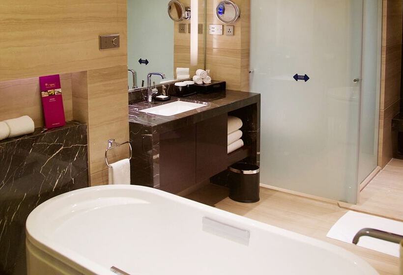 Номер Executive, Hilton Shijiazhuang
