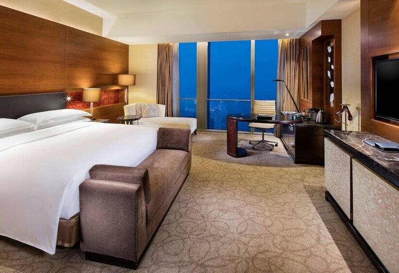 Номер Executive, Hilton Shijiazhuang