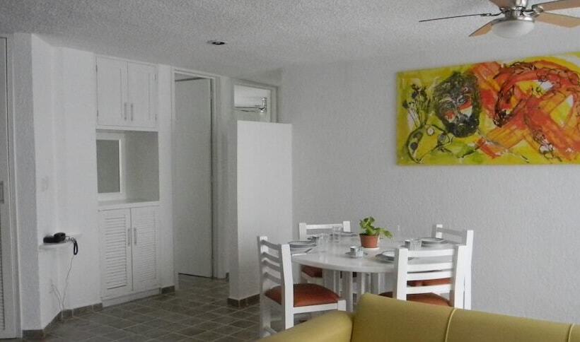 Suite 2 Dormitoare, Las Gaviotas Hotel & Suites