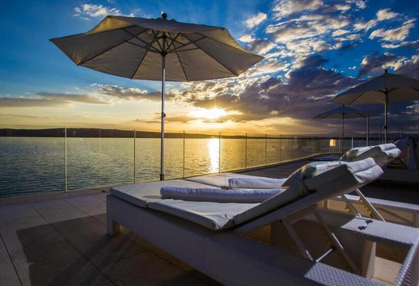 سوئیت پرزیدنت, Luxury Hotel Amabilis