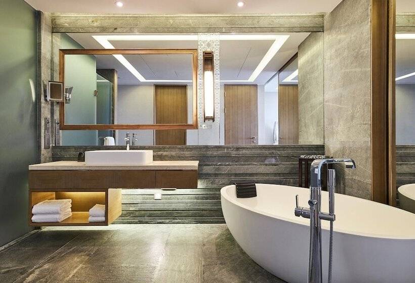 Номер Стандарт Двуспальная Кровать Вид на Море, The Westin Sanya Haitang Bay Resort