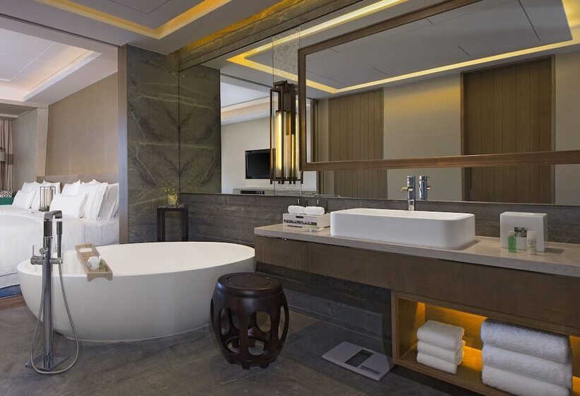 Номер Стандарт Двуспальная Кровать, The Westin Sanya Haitang Bay Resort
