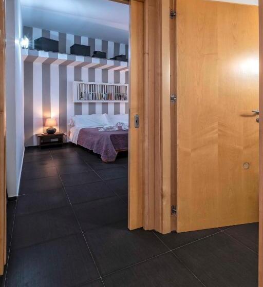Апартаменты 3 Спальни Вид на Бассейн, Casa Rossa