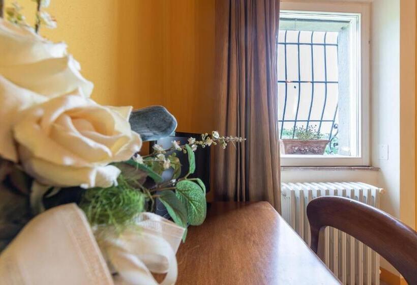 Номер Стандарт, La Casa Medioevale