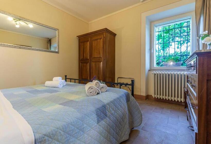 Семейный Номер, La Casa Medioevale