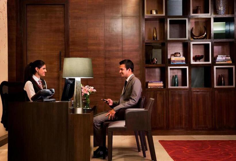 Номер Executive, Bengaluru Marriott Hotel Whitefield