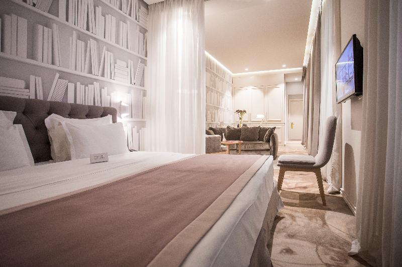 اتاق خانوادگی, Jump Inn Hotel Belgrade