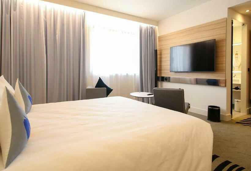 اتاق اجرایی با تخت بزرگ, Novotel Tunis Lac