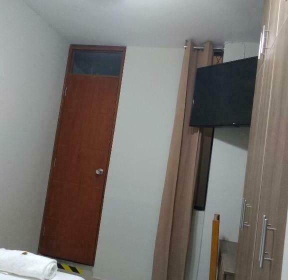 标准单人间, Hospedaje Bolognesi