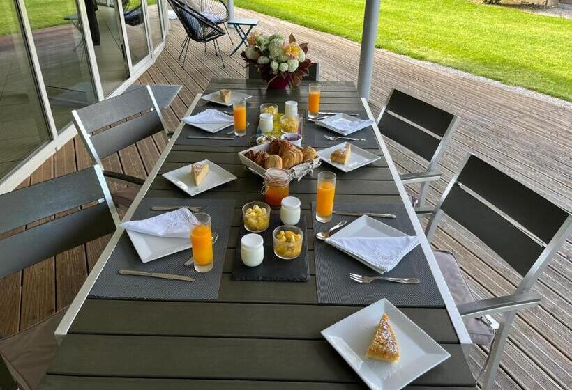 חדר דחוקס עם מיטת קינג, Chambres D Hôtes Villa Anani Cosson Alex