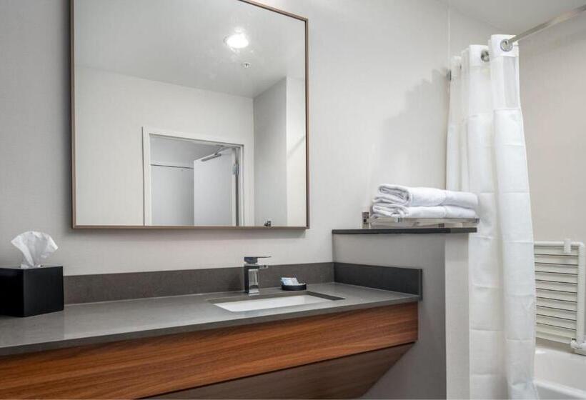 Люкс Кровать Кинг, Fairfield By Marriott Inn & Suites Albertville