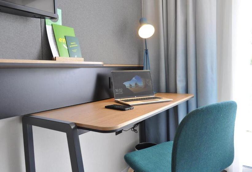 Номер Стандарт, Holiday Inn   Bordeaux Merignac, An Ihg