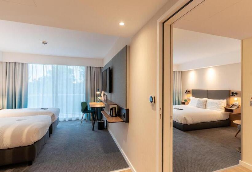 Семейный Номер, Holiday Inn   Bordeaux Merignac, An Ihg