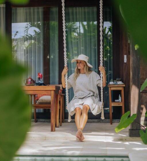 Вилла с 1 спальней и бассейном, Jati Kuta Lombok