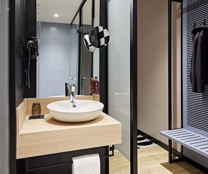 Quarto Estandar, Légère Hotel Erfurt