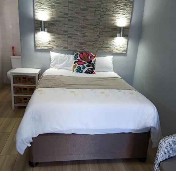 اتاق استاندارد, Busis Guesthouse