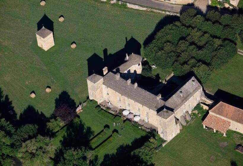 Suíte 2 Dormitórios, Château D Ozenay