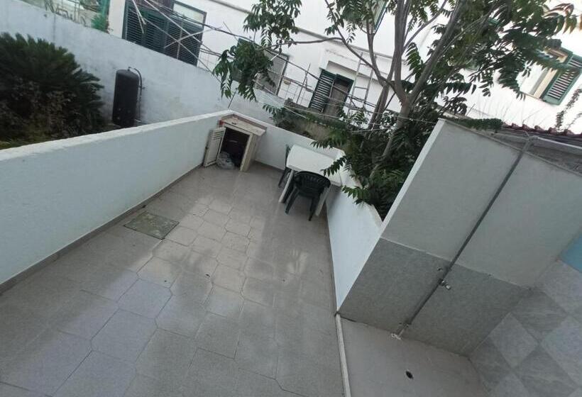 خانه 2 خوابه, Mamalina Residence
