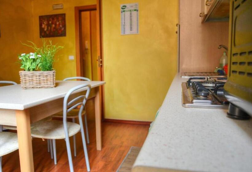 اتاق استاندارد سه نفره, B&b La Corte Lecce