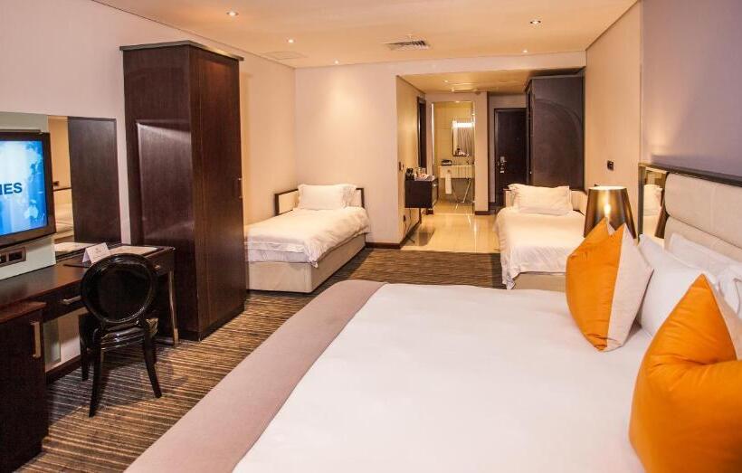 Семейный Номер, Coastlands Umhlanga Hotel And Convention Centre
