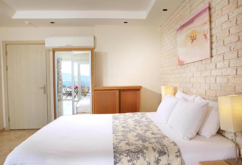 Полулюкс Боковой Вид на Море, Saylam Suites