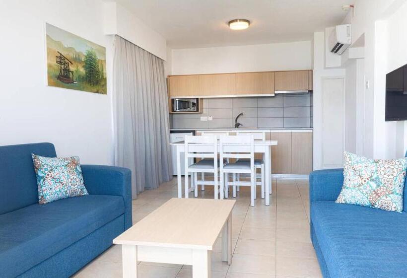 1 Bedroom Family Apartment Sea View, Vrissaki Hotel Apartments