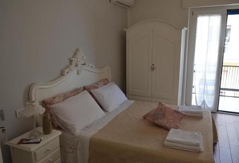 Номер Стандарт Трехместный, B&b Coffee And City Pompei