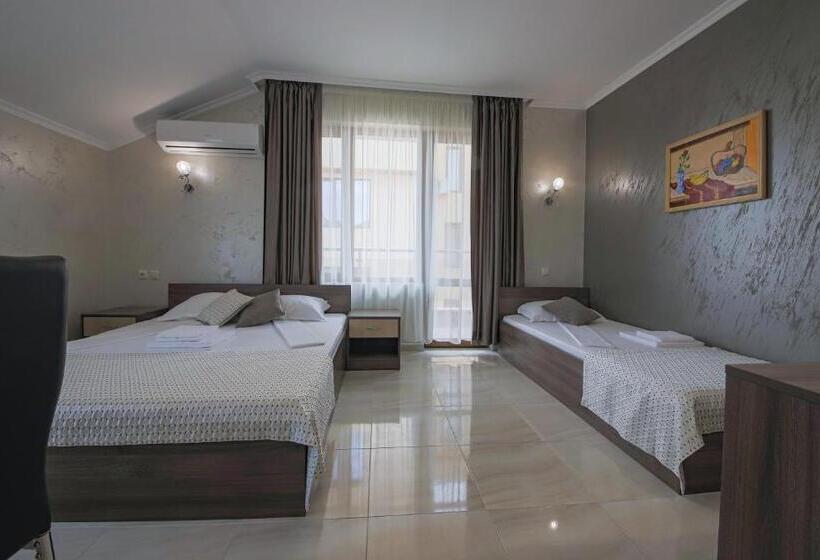 استودیو استاندارد با بالکن, Guesthouse Phoenix