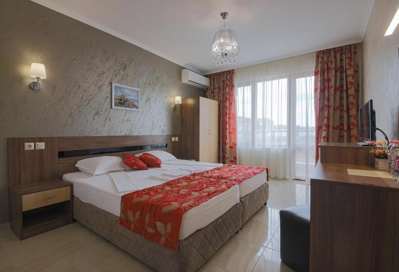 اتاق لوکس با بالکن, Guesthouse Phoenix