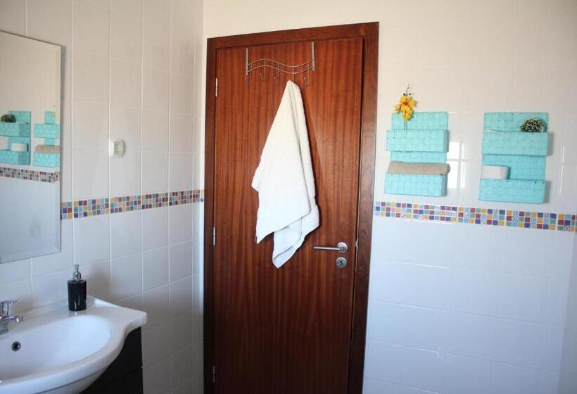 Номер Стандарт Совместная Ванная, Lilas  Private Accommodation