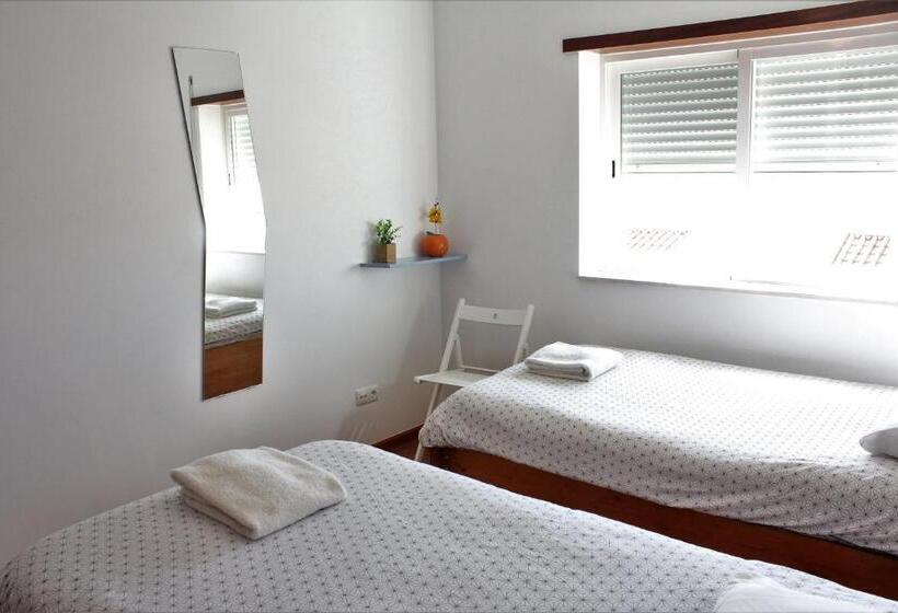 Номер Стандарт Совместная Ванная, Lilas  Private Accommodation