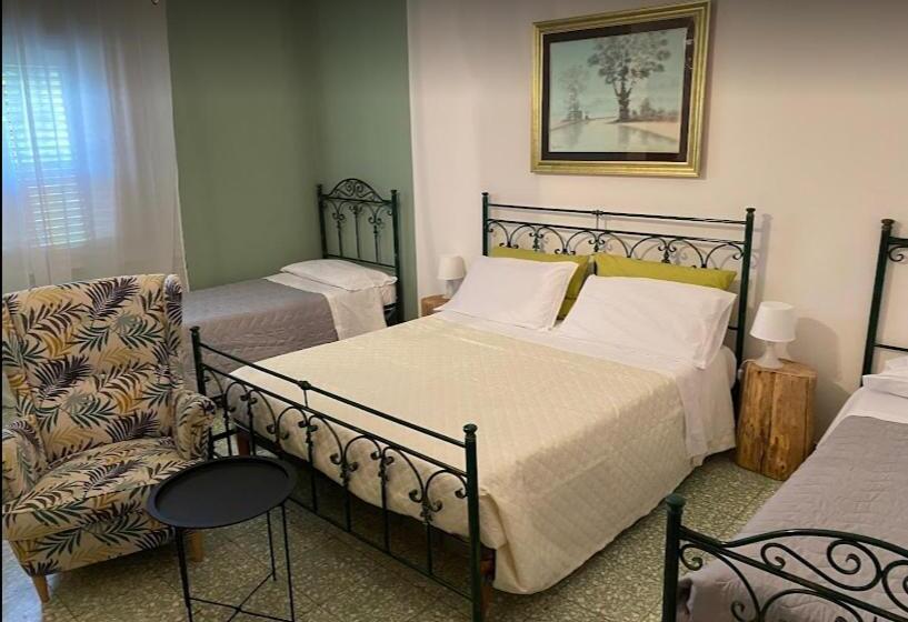 Четырехместный Номер Стандарт, B&b Al Cavaliere