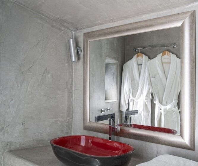 سوییت جونیور, Pegasus Spa