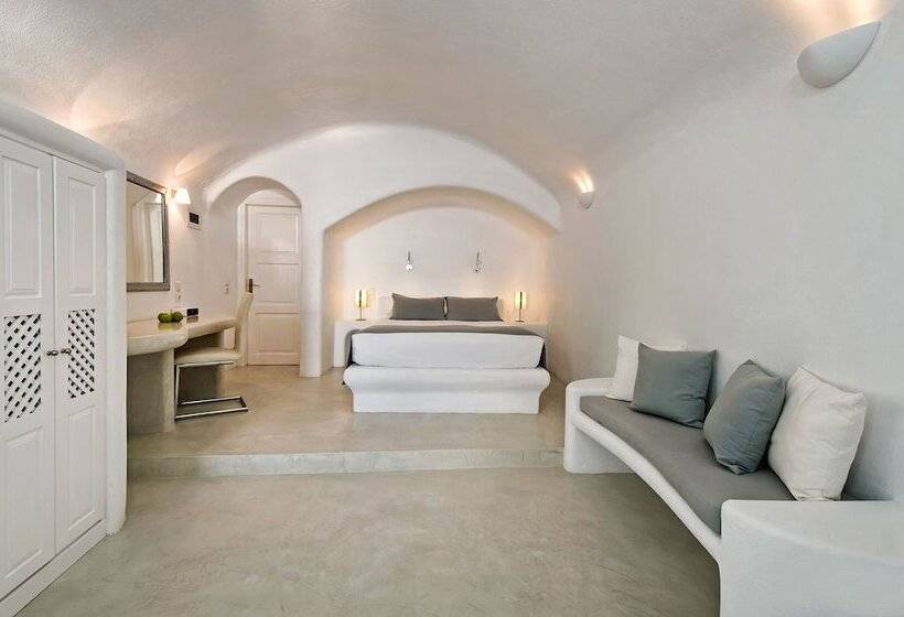 سوییت جونیور, Pegasus Spa