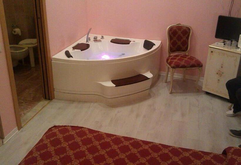 Suite with lake view, Garda Sol Spa Hotel & Appartamenti