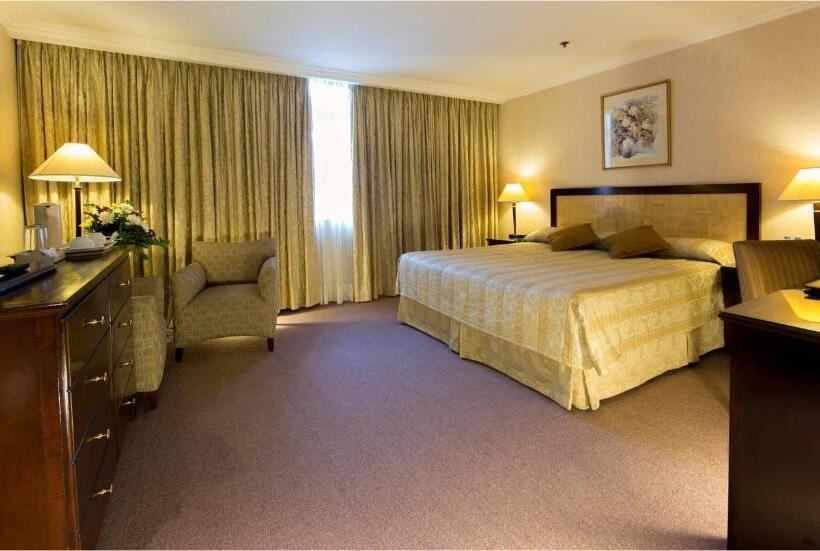 수피리어 룸, Herald Suites Solana
