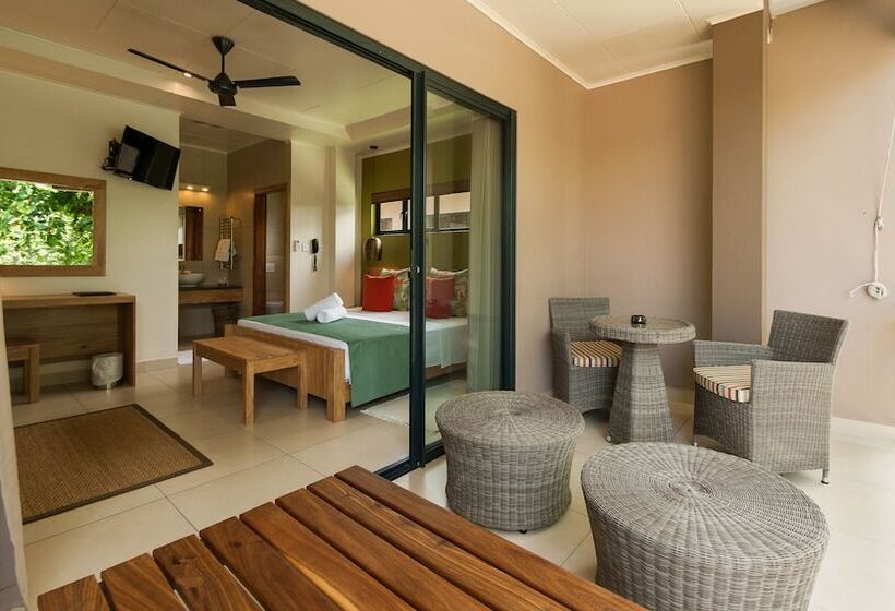 اتاق استاندارد, Le Repaire   Boutique Hotel & Restaurant